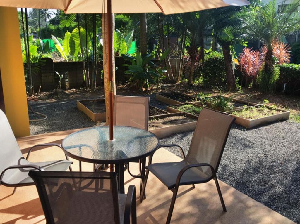 Villa Chaya Khao Lak Exterior photo